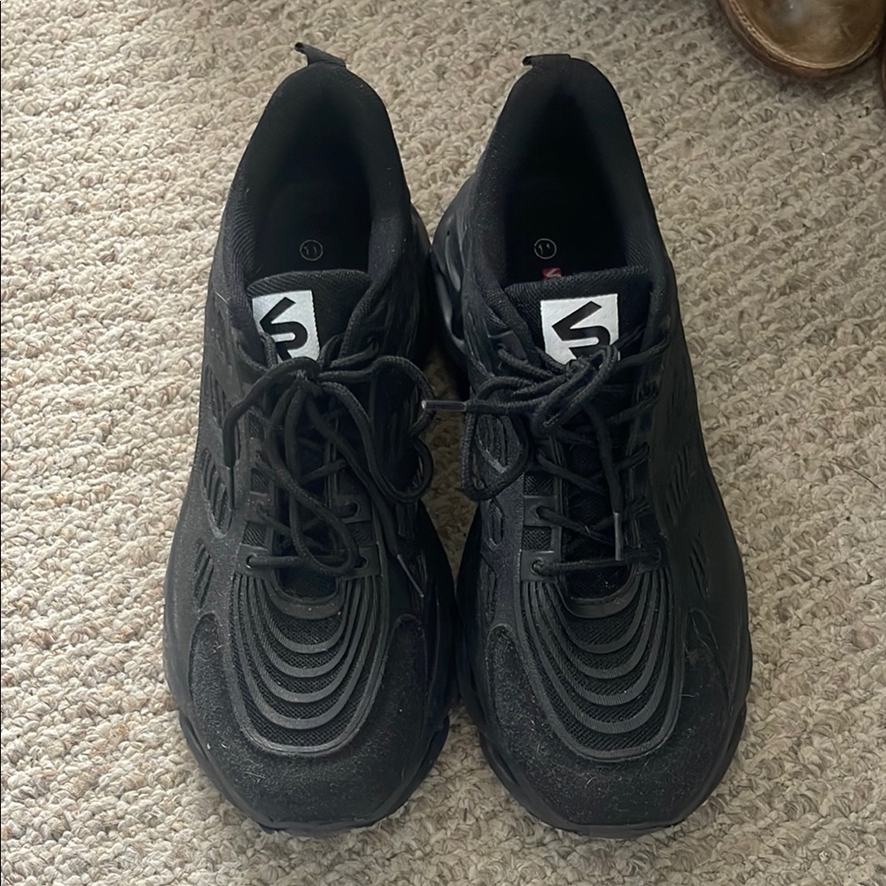 Stylish Black Athletic Shoes